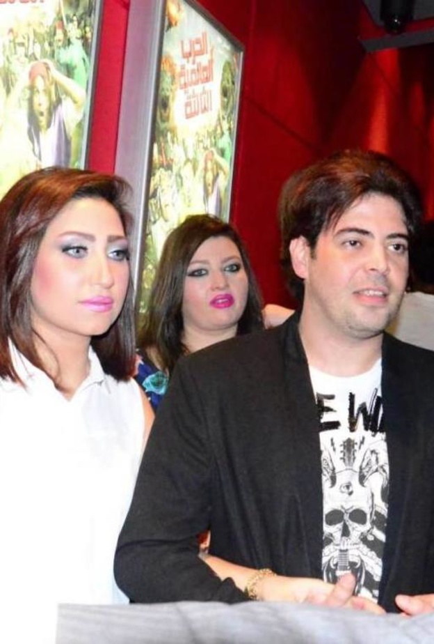 بوسي وطليقها 