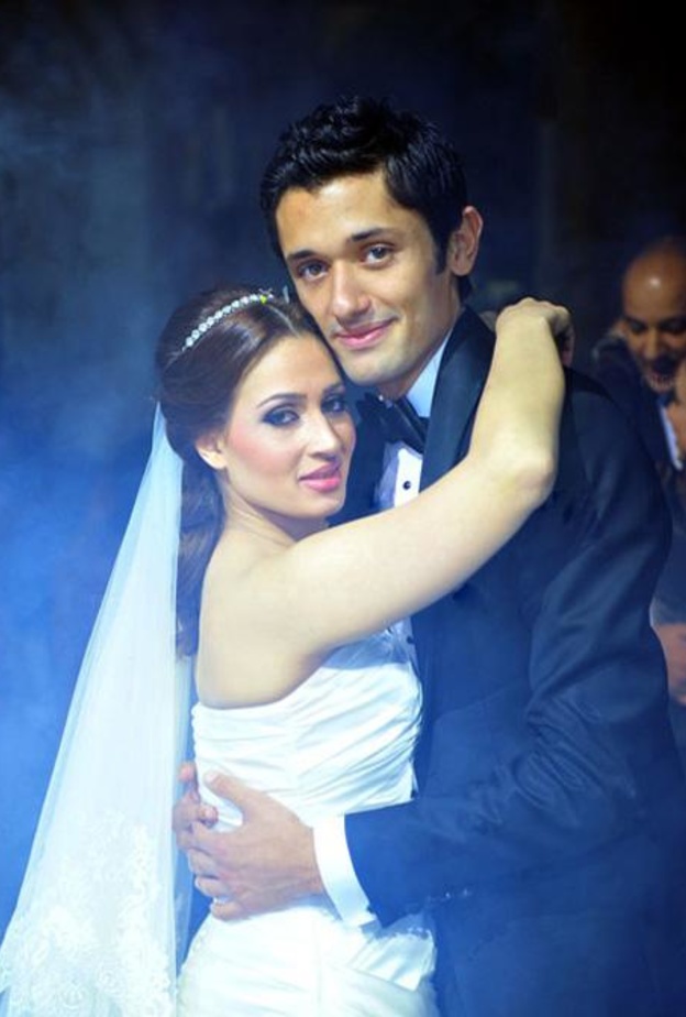 طليق بوسي يتهمها بخيانته مع كريم محمود عبد العزيز