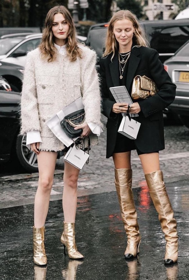 حذء البوت الذهبي مع ستايلك بالجينز