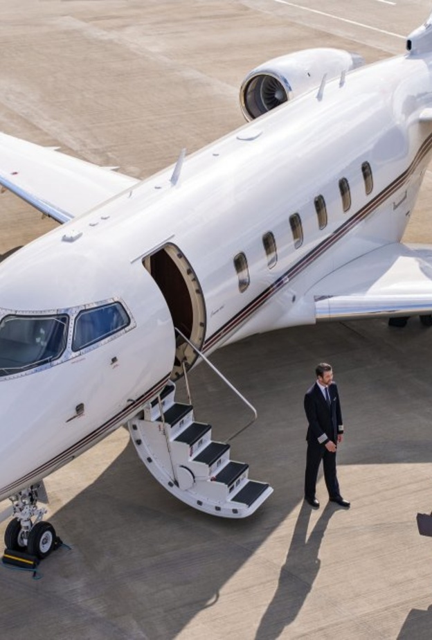 طائرة NetJets الخاصة