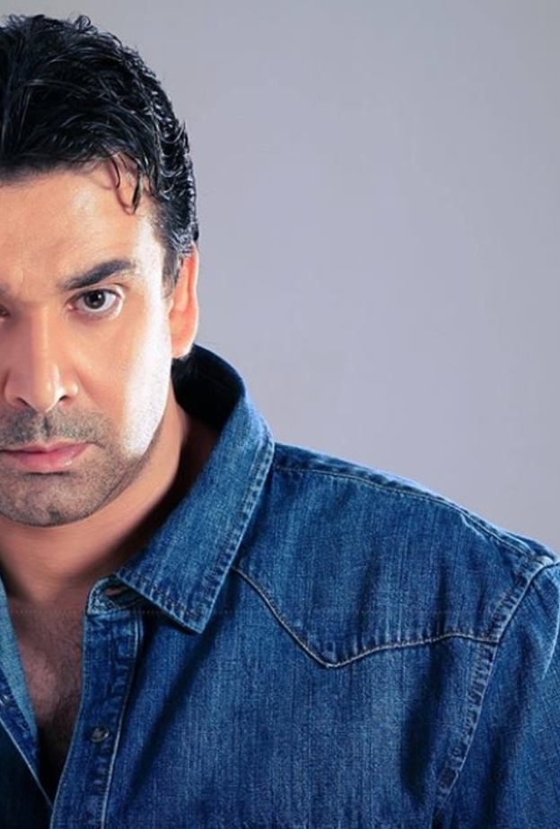 كريم عبد العزيز 