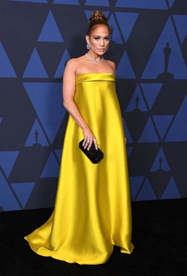 Cynthia Erivo بفستان طويل اخضر من فالنتينو