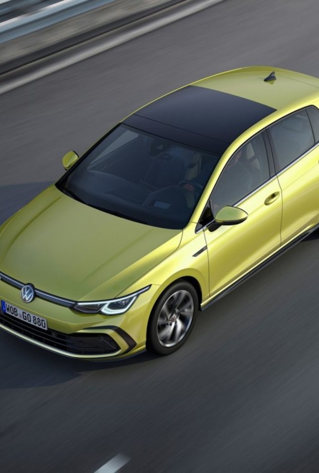  تصميم جديد كلياً لكل من المصابيح الخلفية وشبكة العادم، وعجلات بطابع رياضي