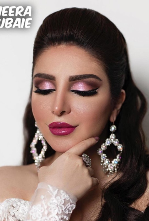 من مكياج الميك اب ارتست منيرة السبيعي