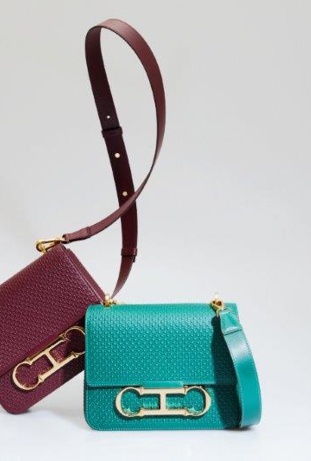 CH victoria insignia card holder