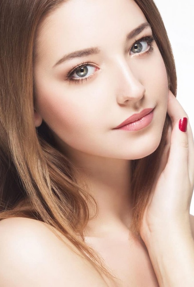 تعرفي على فوائد ماسك الخميرة لشد البشرة الدهنية للمرأة الثلاثينية