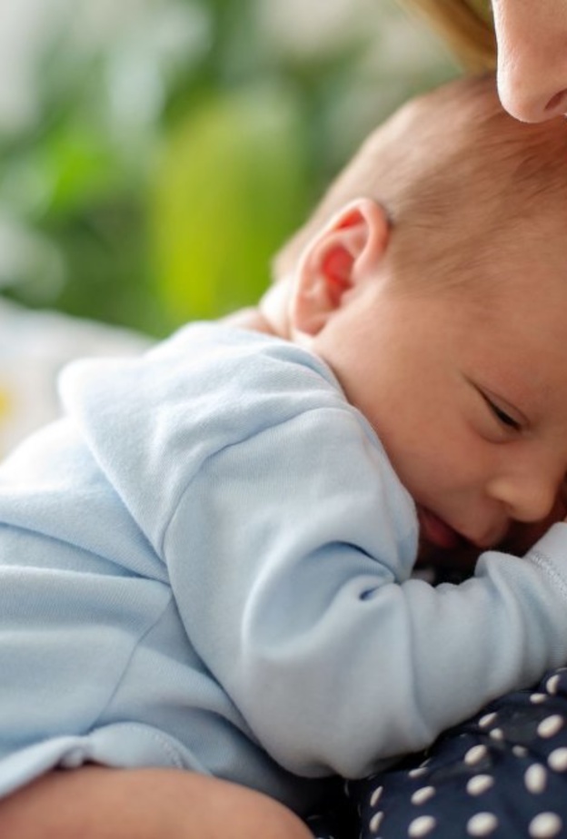 أفضل الملابس التي يفضل ارتداؤها اثناء فترة الرضاعة