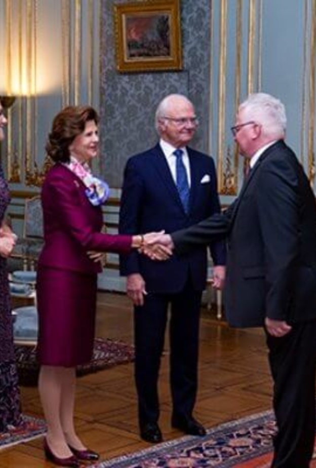 العائلة السويدية المالكة تستضيف حفل استقبال دبلوماسي