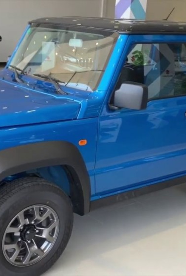 Jimny الجديدة من سوزوكي