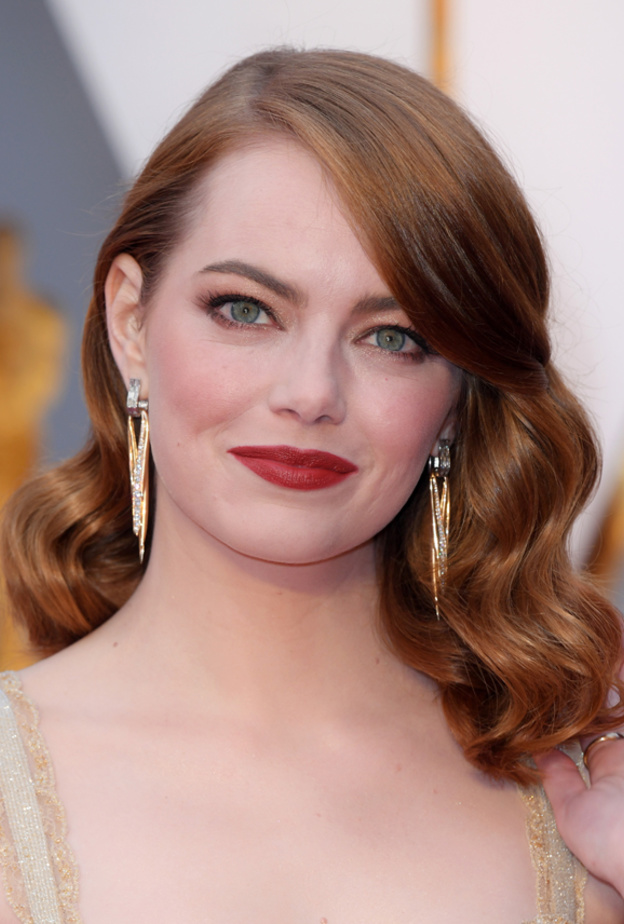  أقراط فاخرة من لوي فيتون اعتمدتها إيما ستون