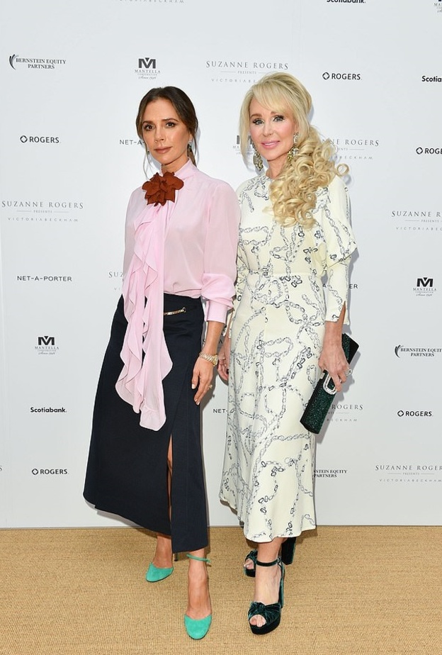 أجمل إطلالات الجميلة فيكتوريا بيكهام Victoria Beckham الأخيرة