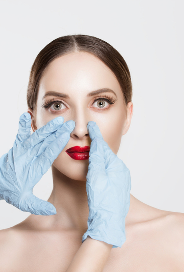  الهدف من عملية تجميل الأنف هو مراجعة الأنف حسب المظهر والوظائف المطلوبة للمريض