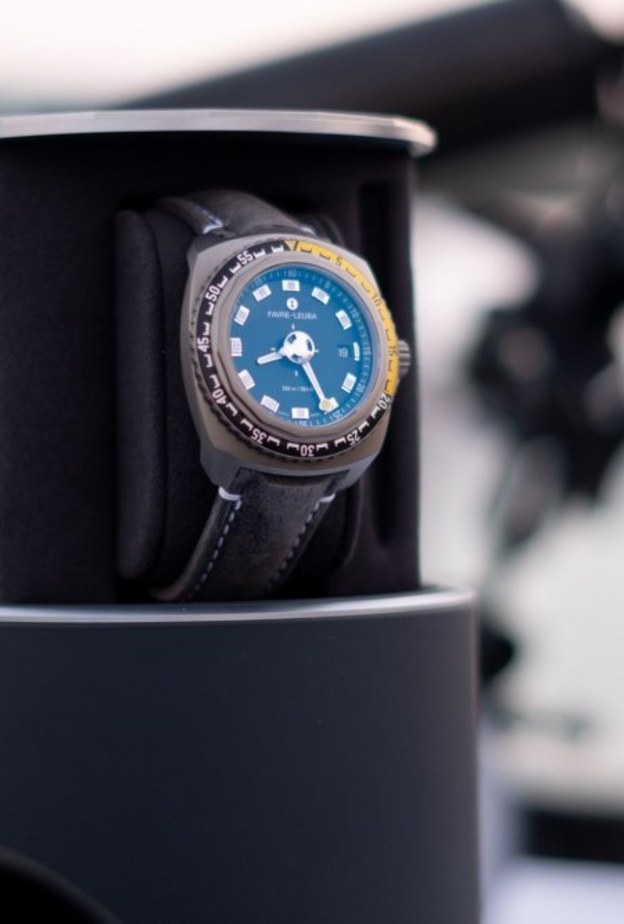 Favre-Leuba تحتفل بالإطلاق الإقليمي لساعة "ريدر هاربون 42" الجديدة 