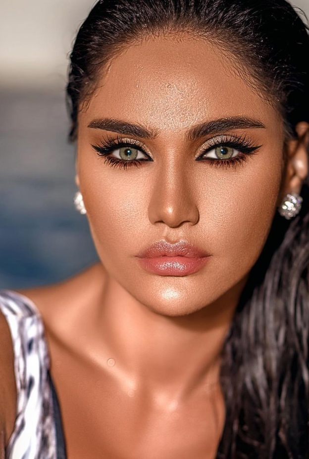 مكياج العروس البرونزي من خبير التجميل داني كامل