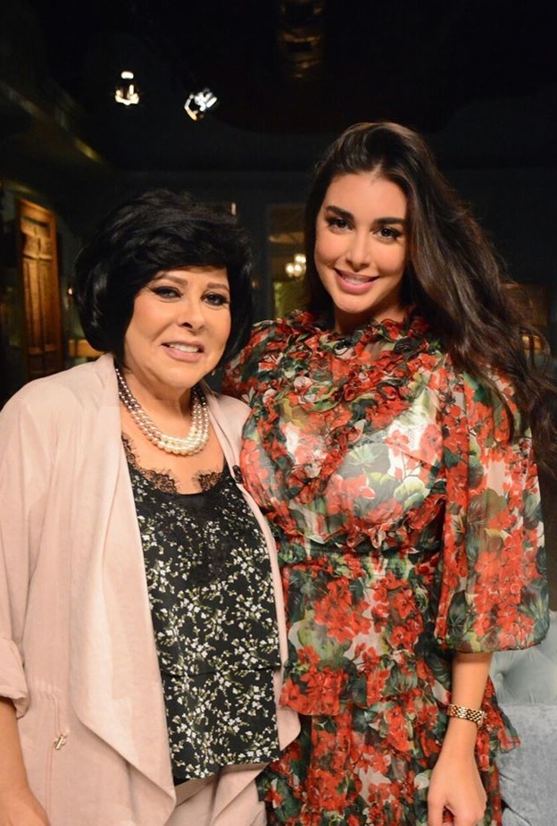 ياسمين صبري مع اسعاد يونس