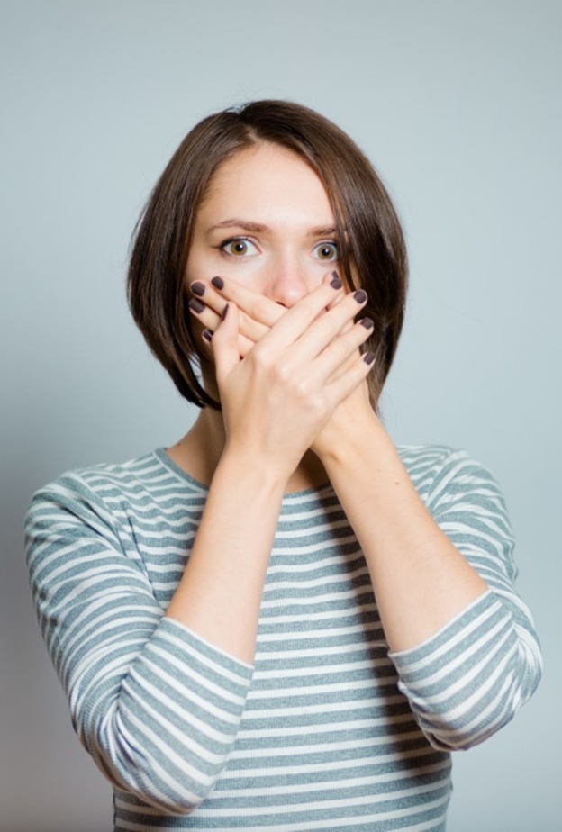 اسرع علاج لرائحة الفم الكريهة عند الاستيقاظ من النوم