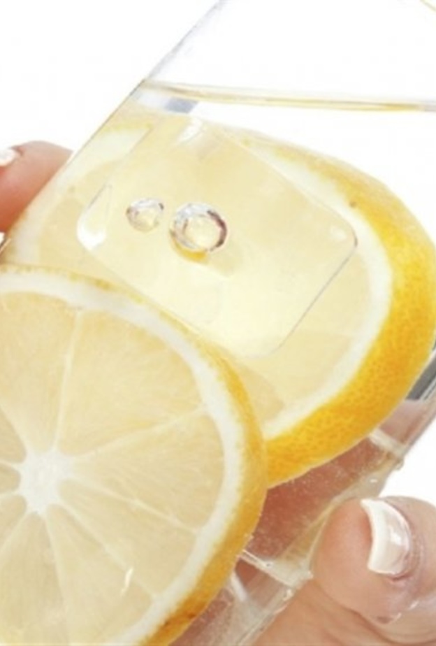 فوائد شرب اللماء والليمون على الريق للتخسيس