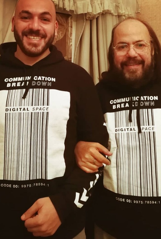 طلعت زكريا وابنه