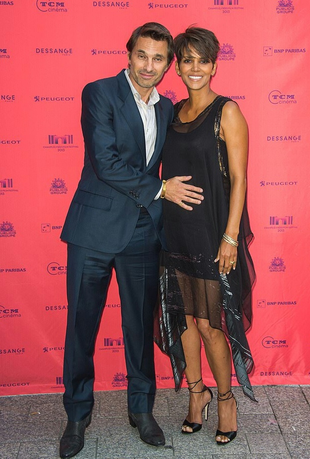 هالي بيري و زوجها السابق 