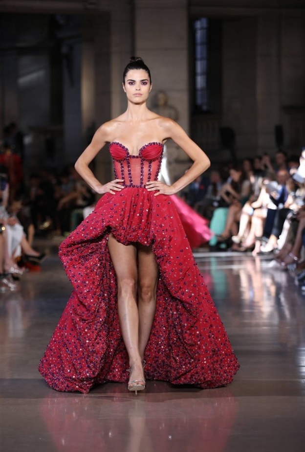 فستان a line من رامي قاضي