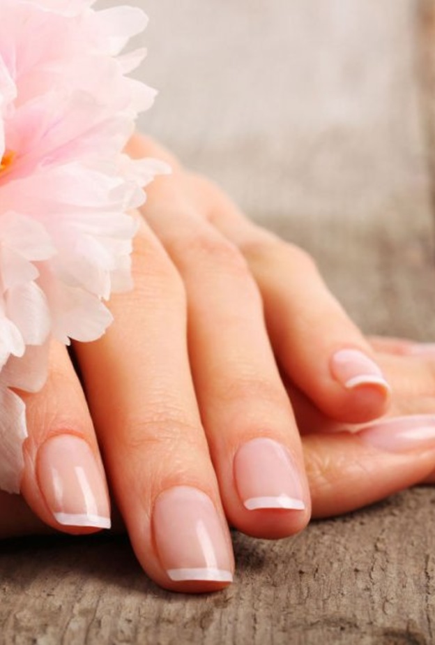 كيفية العناية باليدين والاظافر بطريقة طبيعية