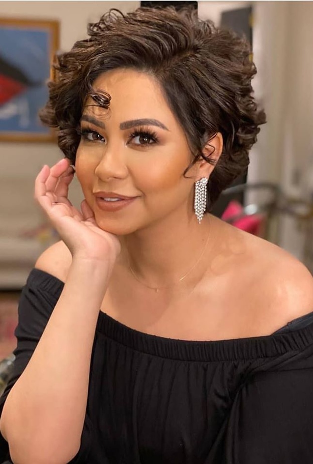 شيرين عبدالوهاب تبهر الجمهور بـ نيو لوك عصري