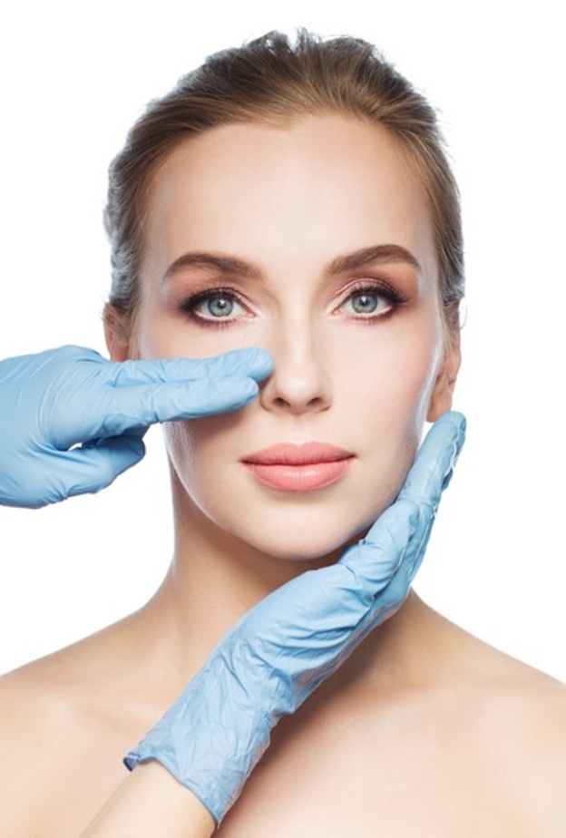 إليك أهم مخاطر ونتائج عمليات تجميل الأنف بالليزر