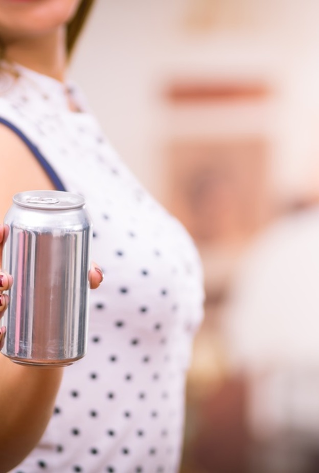 اضرار مشروبات الطاقة لدى البنات