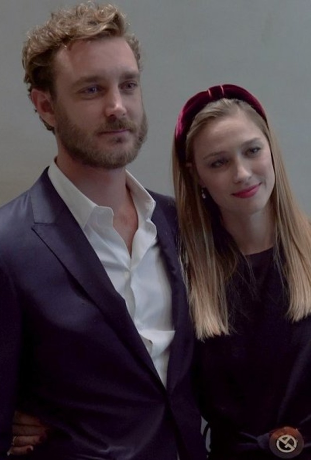  بيير كاسيراجي وزوجته يحضران عرض أزياء أرماني في ميلان