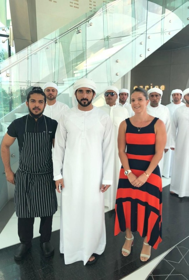 سمو الشيخ حمدان بن محمد بن راشد آل مكتوم يزور 'كارين 'المطعم الفرنسي الفخم