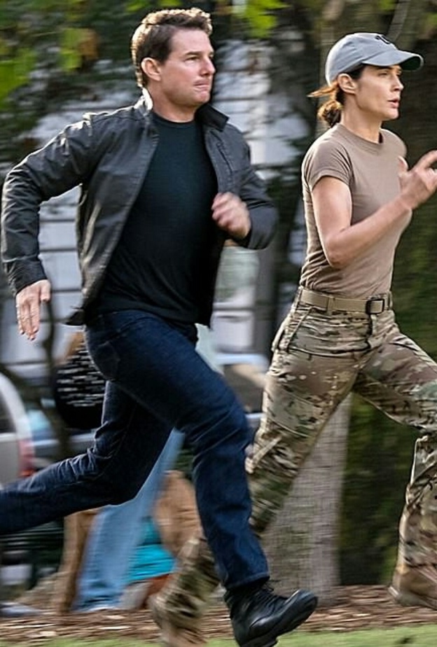 توم كروز و كوبي سمولدرز 