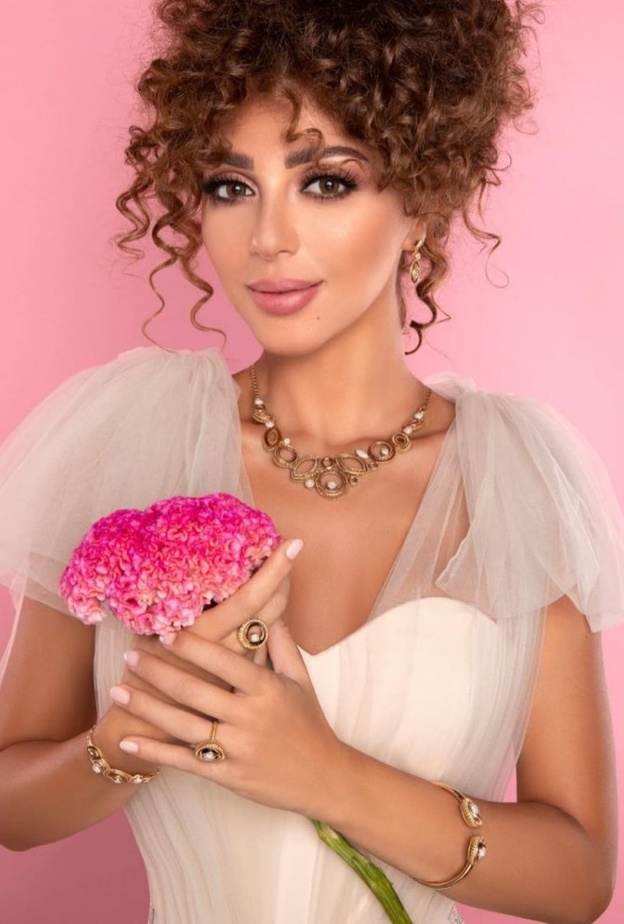 ميريام فارس