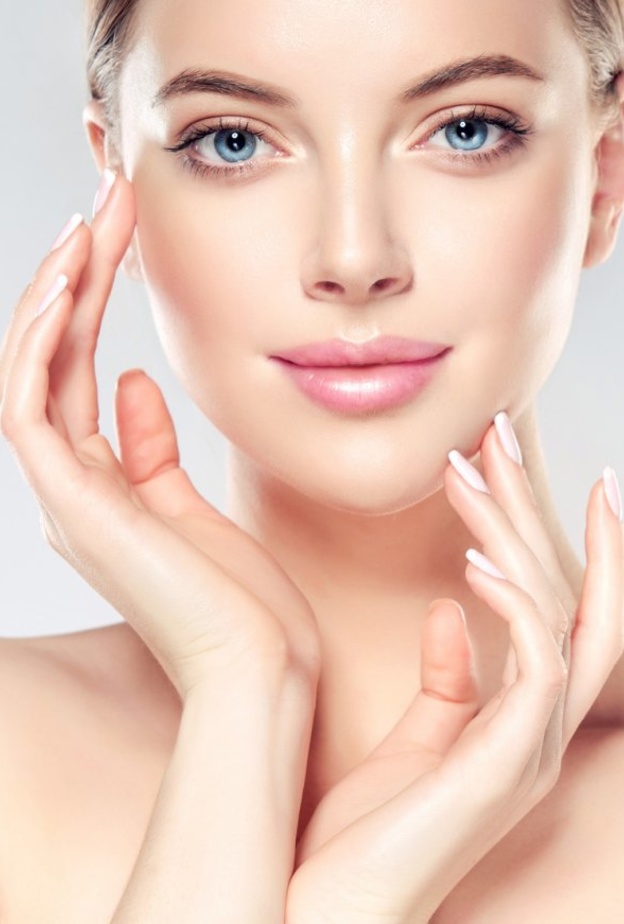 إمتصي خديك على شكل سمكة للحصول على وجه نحيف