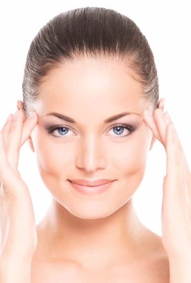 فوائد العسل لازالة الهالات السوداء وطرق استخدامه