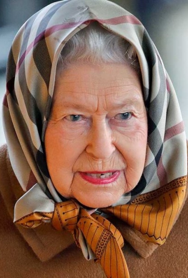 ملكة بريطانيا الملكة إليزابيث الثانية