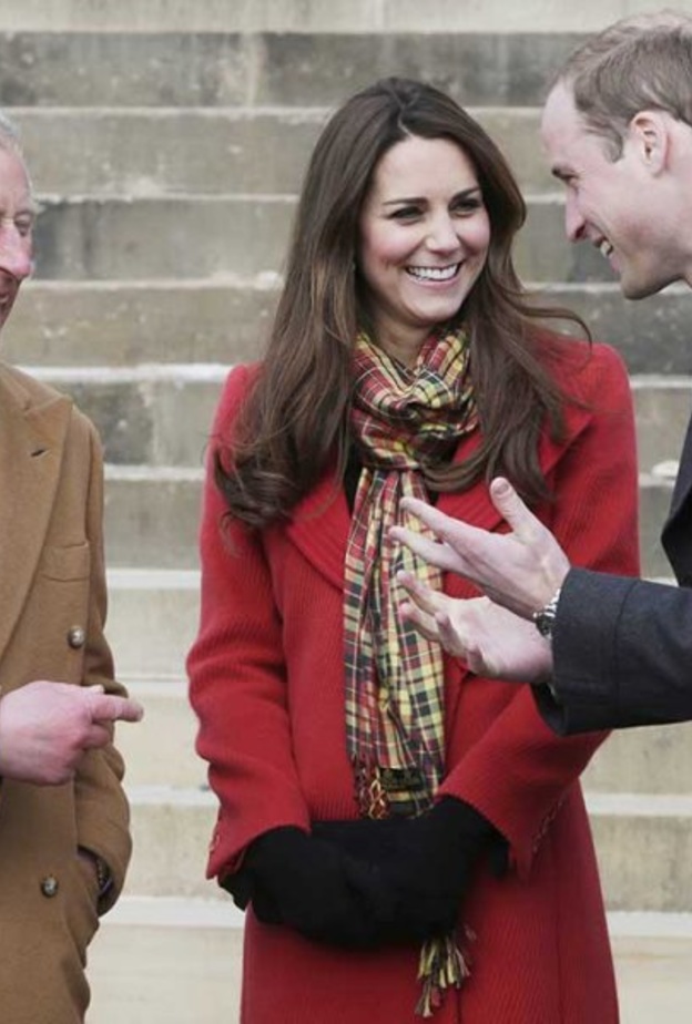 الأمير تشارلز مع الأمير وليام وكيت ميدلتون