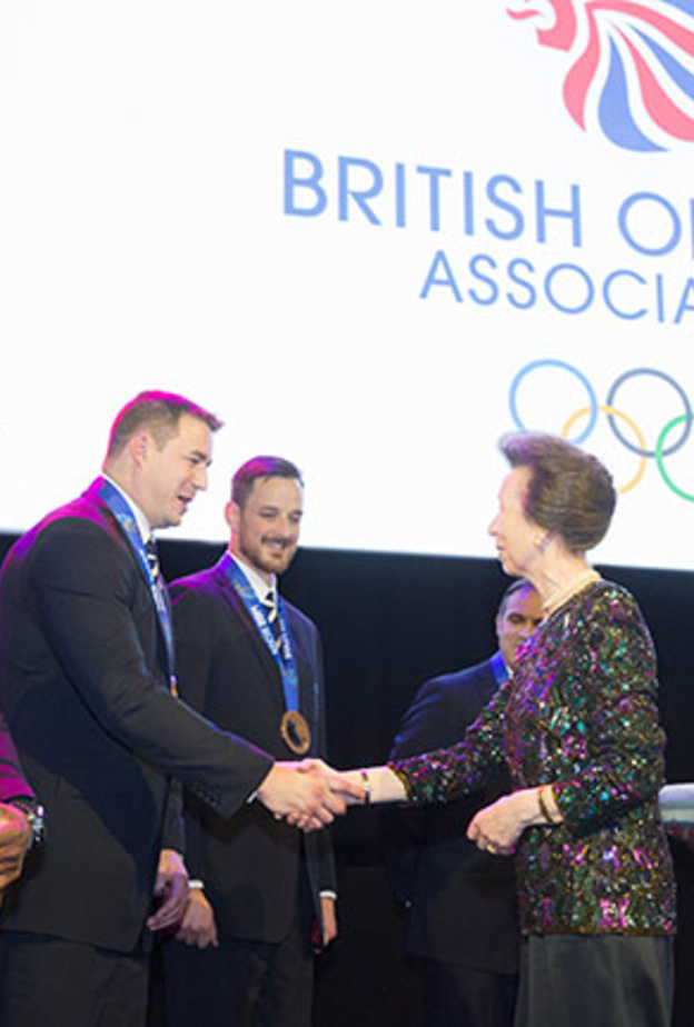 الأميرة آن ضيف شرف في حفل خيري للجنة الأوليمبية