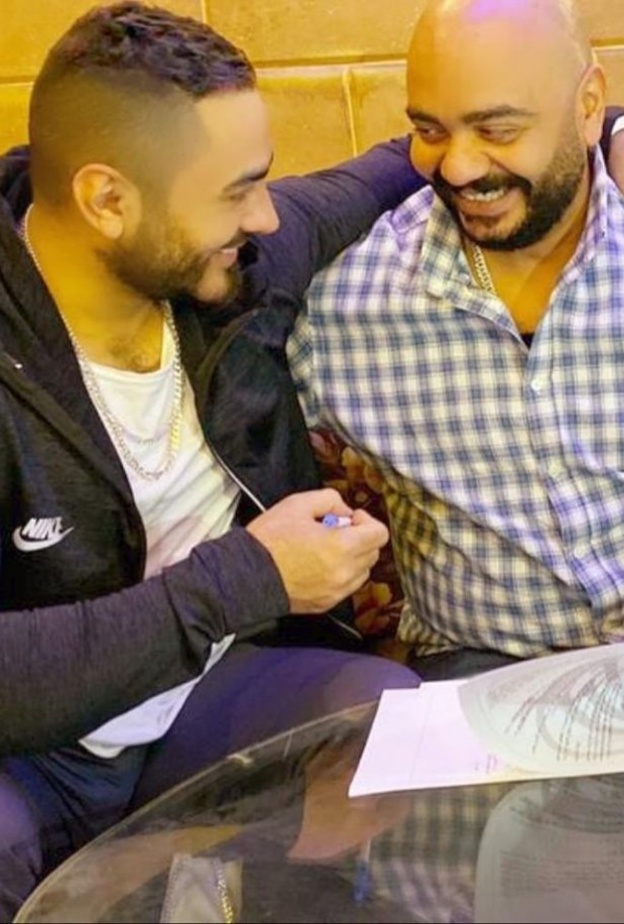 تامر حسني وشقيقه