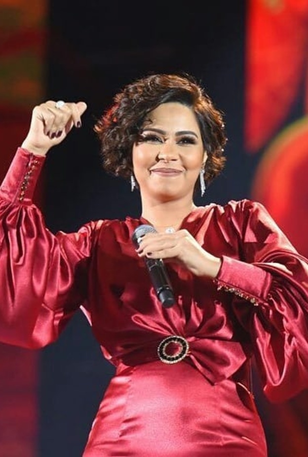 عمرو دياب يحرص على ان يكون هادئا قبل حفلاته