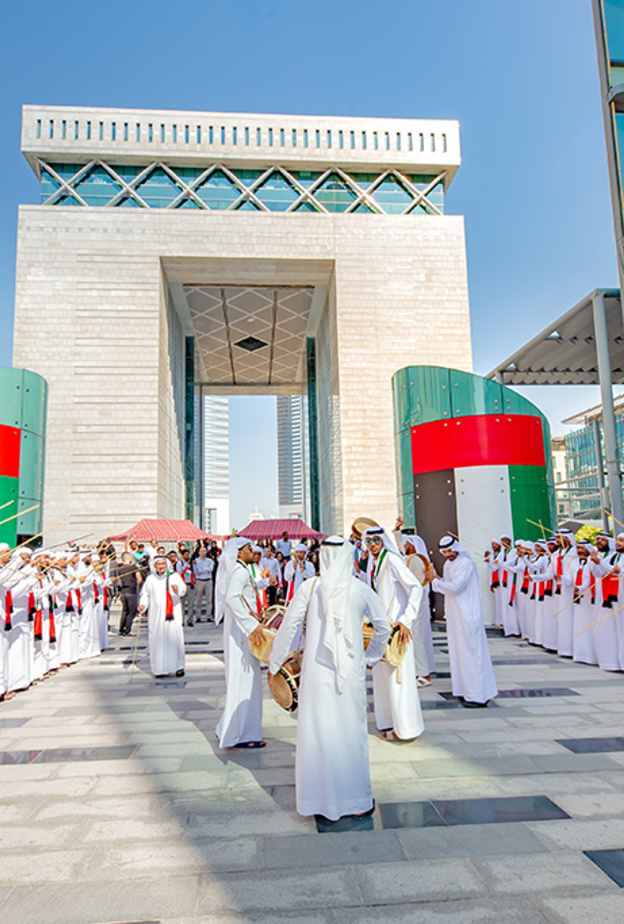 هكدا احتفلت الدوائر والمؤسسات والهئيات باليوم الوطني الـ48 للإمارات