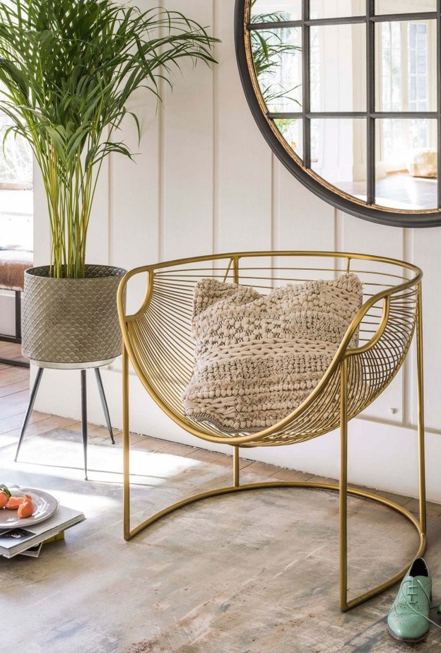 أثاث الجلسات الخارجية من المعدن المعالج