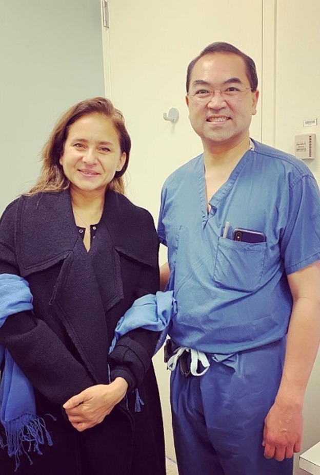 نيللي كريم وطبيبها