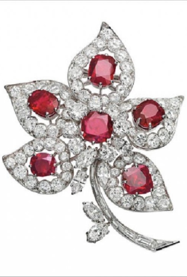 بروش فراشة من graff