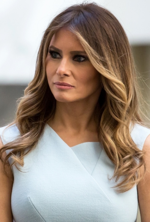 أجمل تسريحات شعر ميلانيا ترامب بطرق منسدلة وبسيطة