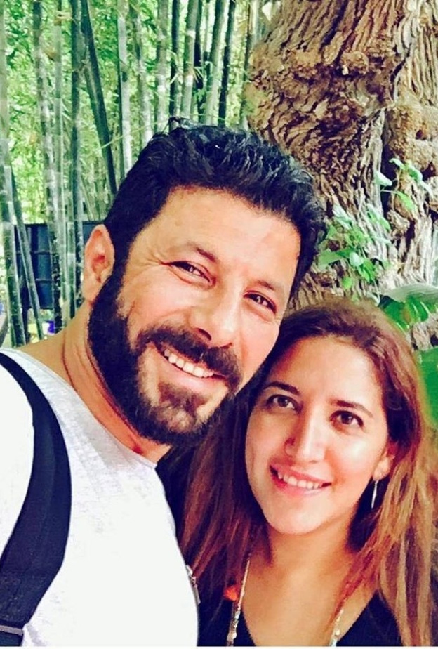 إياد نصار وزوجته