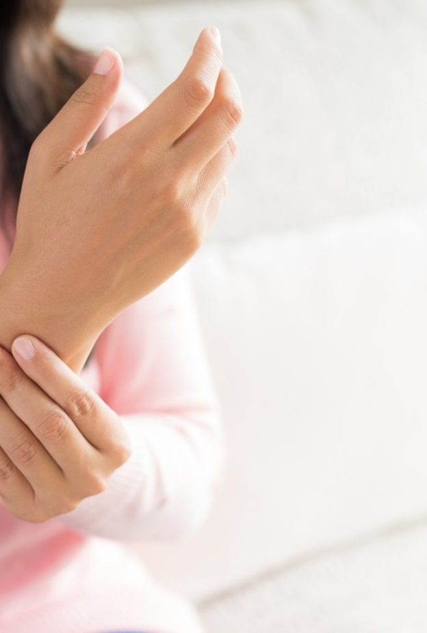 ما هي اسباب تنميل الاطراف اثناء النوم