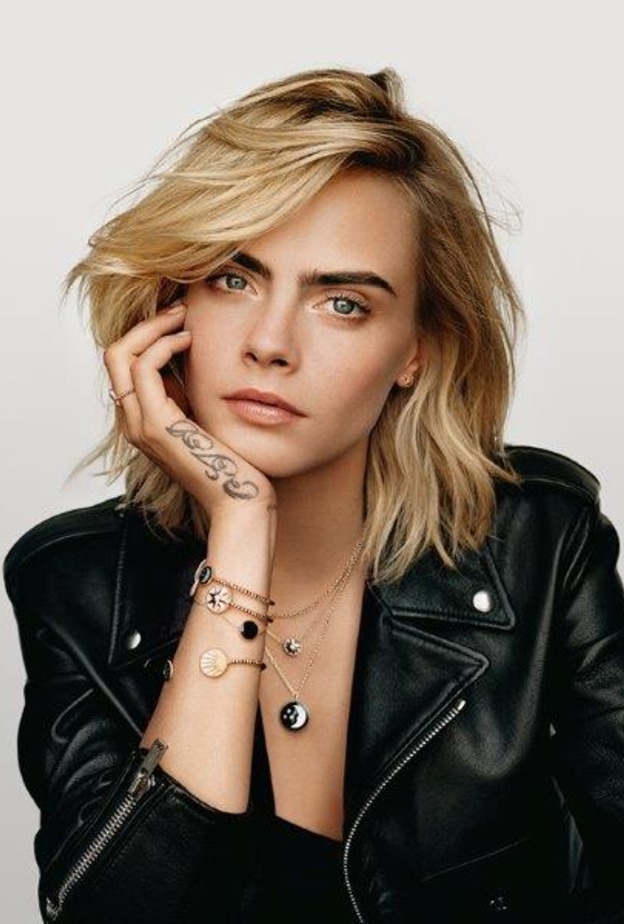 كارا ديليفين الوجه الإعلامي الجديد