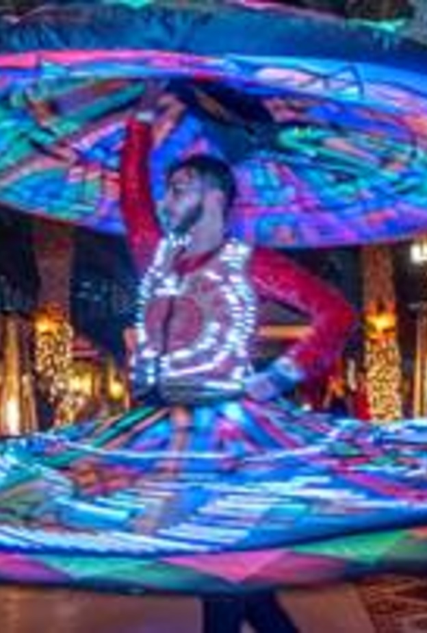 مطعم اماسينا في فندق ريتز كارلتون جي بي ار