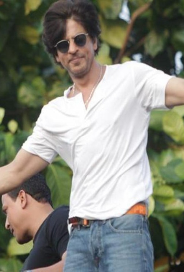 شاروخان يعود إلى السينما بفيلم كوميدي