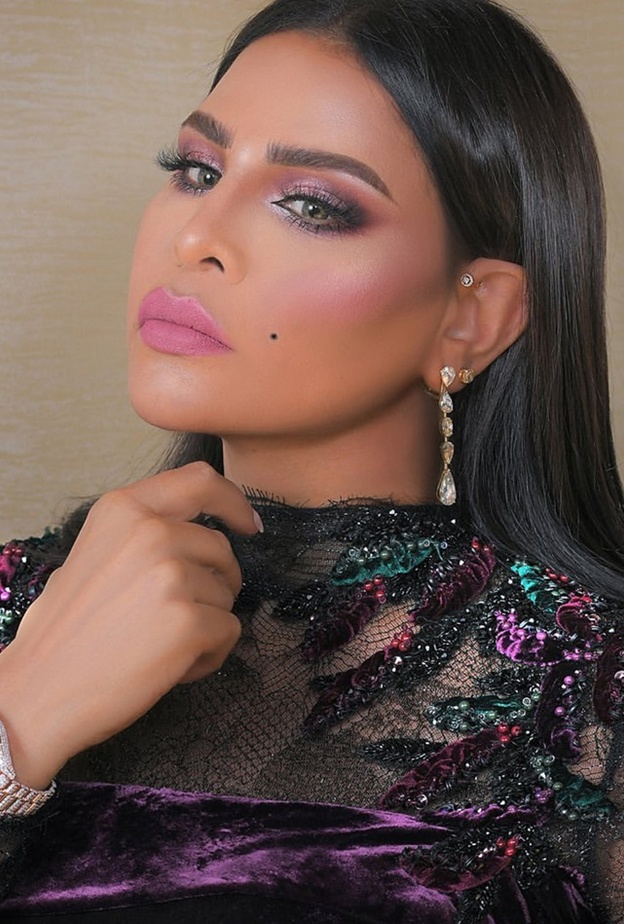  مكياج سهرة خليجي فخم باللون الزهري من وحي اطلالات النجمة احلام